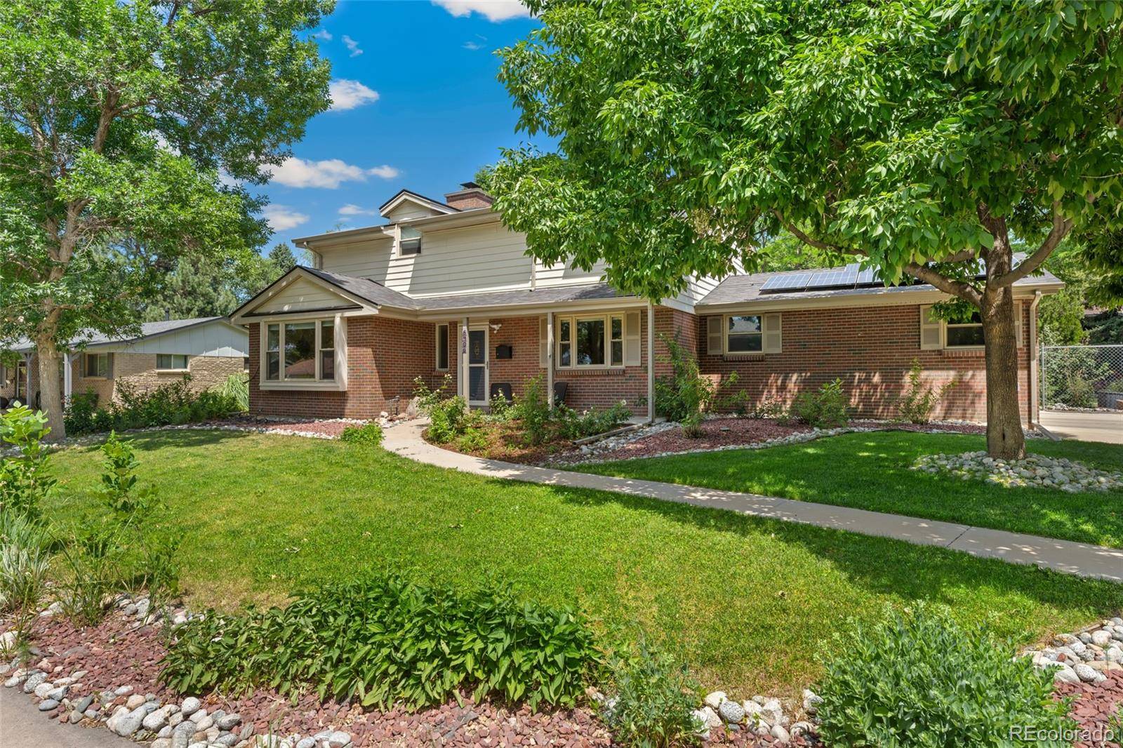 6906 S Sycamore ST, Littleton, CO 80120