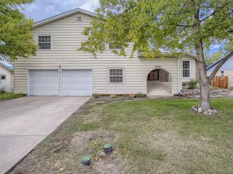 8241 Upham CT, Arvada, CO 80003