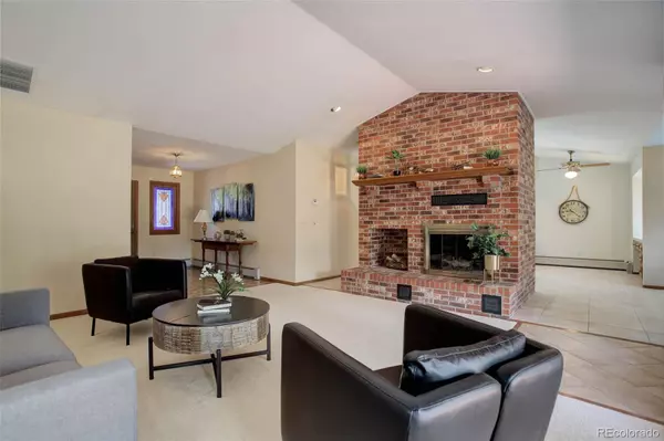Denver, CO 80231,8101 E Dartmouth AVE #33