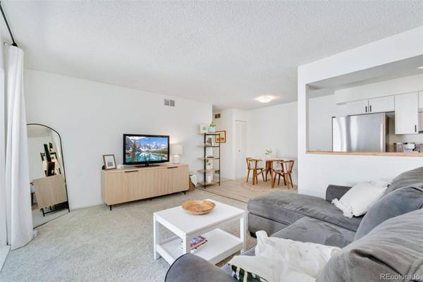 9255 E Lehigh AVE #208, Denver, CO 80237