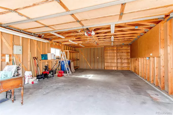 Arvada, CO 80004,6487 Lee ST