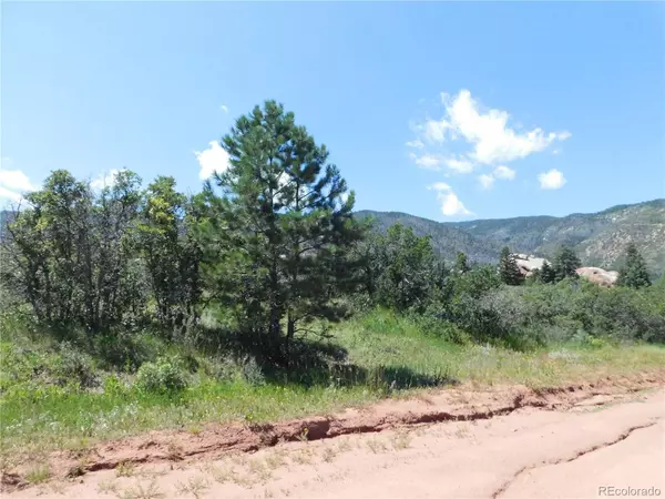 Larkspur, CO 80118,6382 Country Club DR