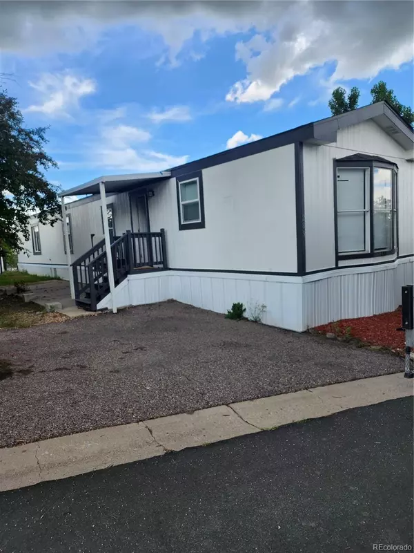 2551 W 92nd AVE, Federal Heights, CO 80260