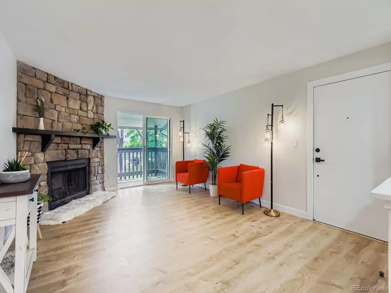 1792 S Pitkin CIR #B, Aurora, CO 80017