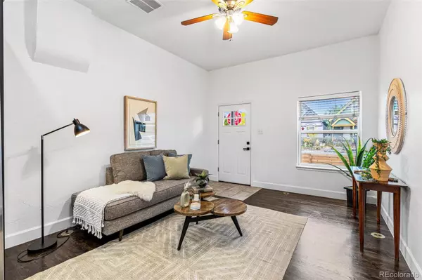 Denver, CO 80205,3827 N Franklin ST