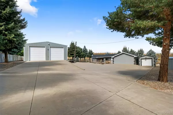 Golden, CO 80401,425 Pike ST