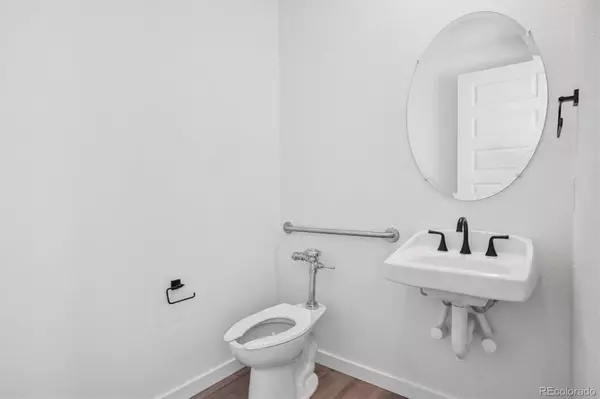 Centennial, CO 80112,11466 E Briarwood CIR