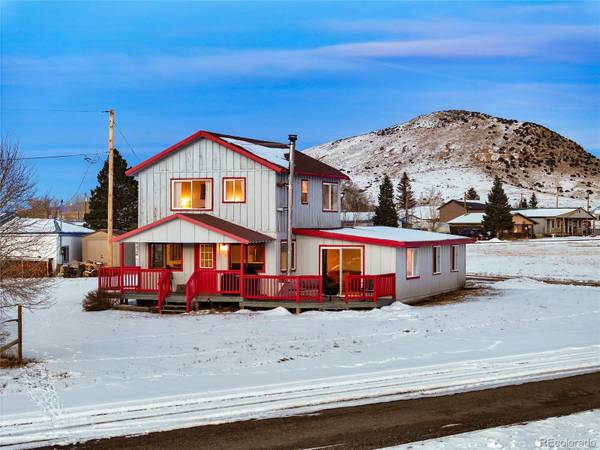 Silver Cliff, CO 81252,715 Second ST