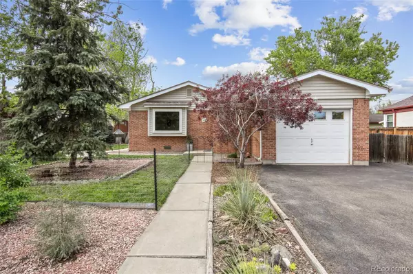 355 Ingalls ST, Lakewood, CO 80226