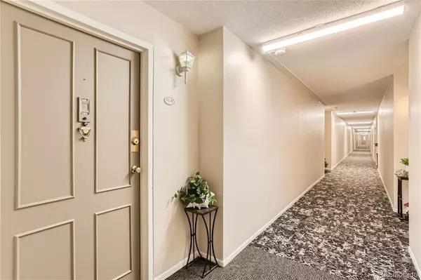 Denver, CO 80247,635 S Alton WAY #11-A