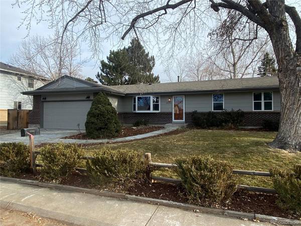 3176 S Emporia CT, Denver, CO 80231