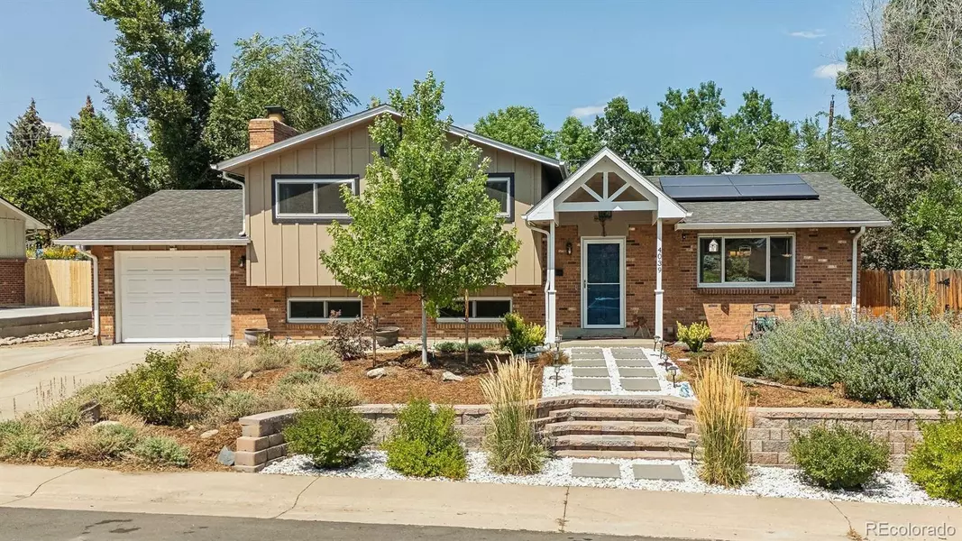 4039 W Hillside PL, Littleton, CO 80123