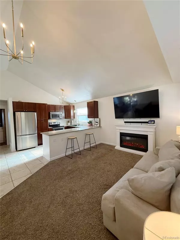 Aurora, CO 80015,17557 E Chenango DR