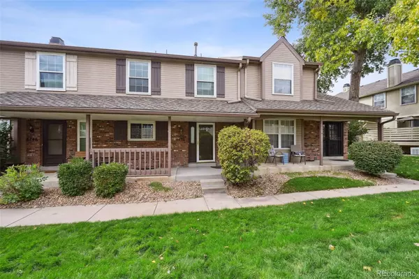 Centennial, CO 80112,6736 S Poplar CT