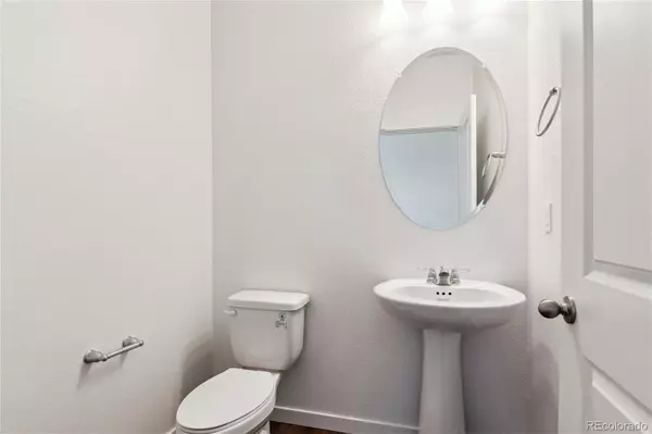 Aurora, CO 80018,27424 E Byers AVE