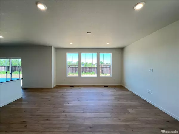 Aurora, CO 80019,3975 N Picadilly CT