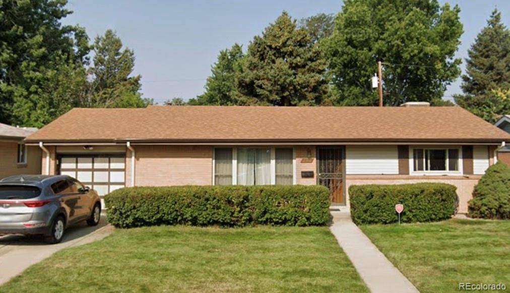 2061 S Stuart ST, Denver, CO 80219