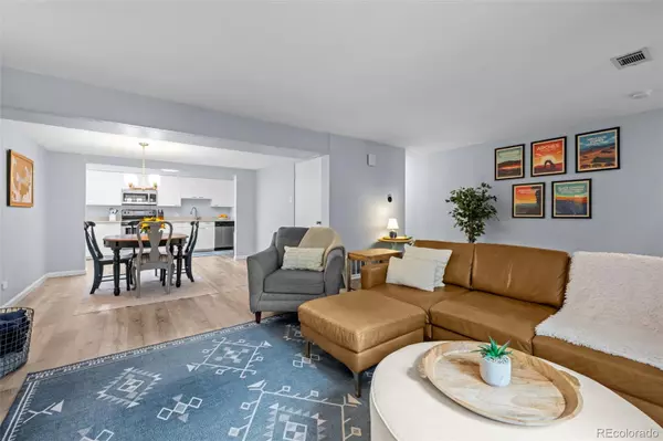 Denver, CO 80222,2869 S Locust ST