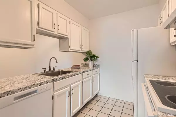 Denver, CO 80231,7665 E Eastman AVE #111A