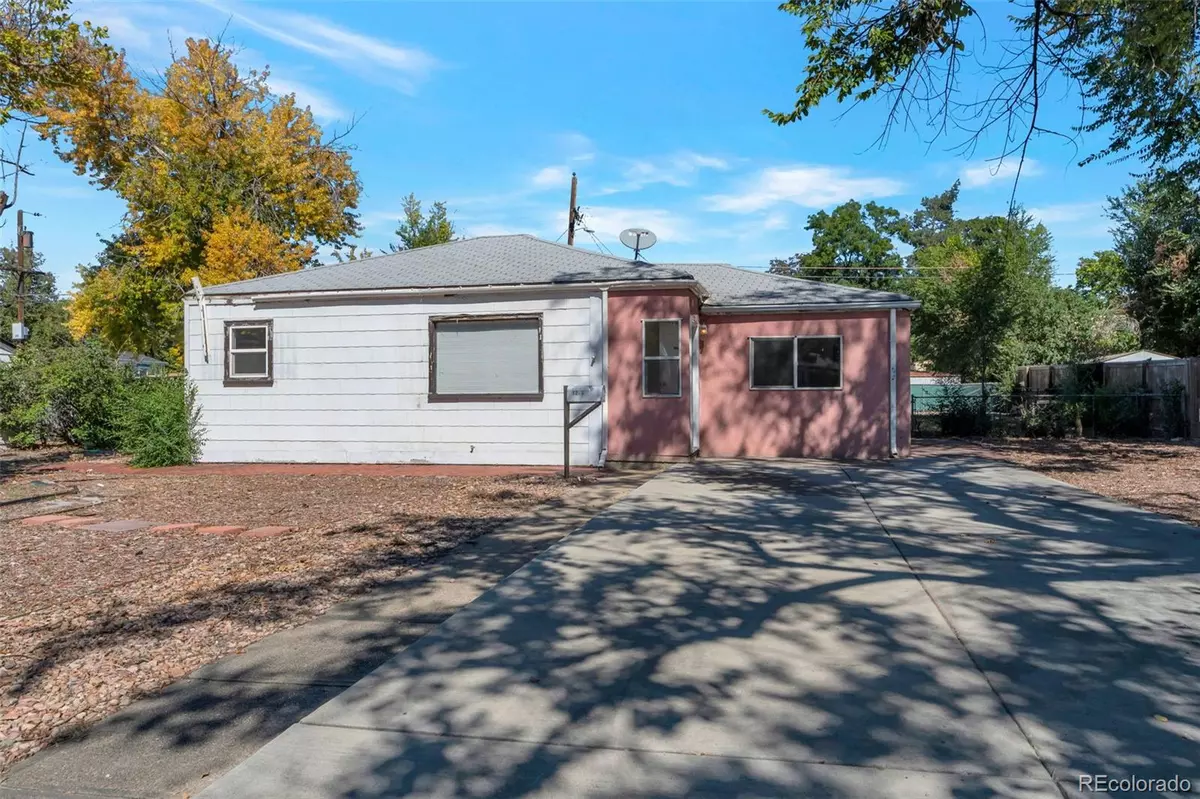 Aurora, CO 80010,1266 Del Mar Pkwy