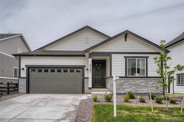 22597 E Swallow PL, Aurora, CO 80016