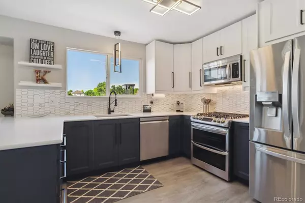 Highlands Ranch, CO 80129,2447 Cove Creek CT