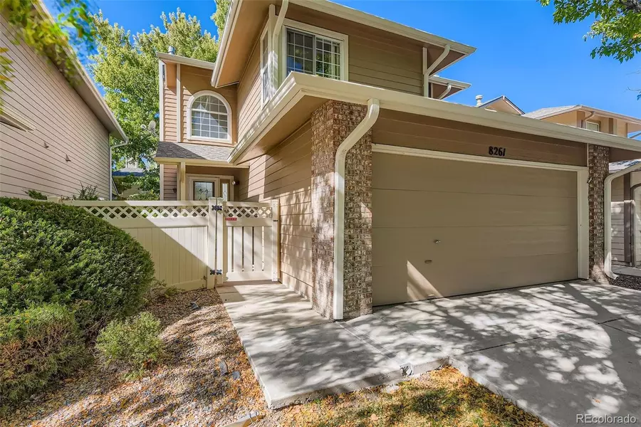 8261 S Race CT, Centennial, CO 80122