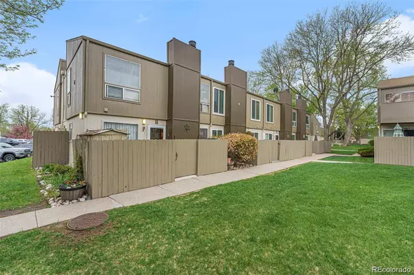 Lakewood, CO 80232,7373 W Florida AVE #8H