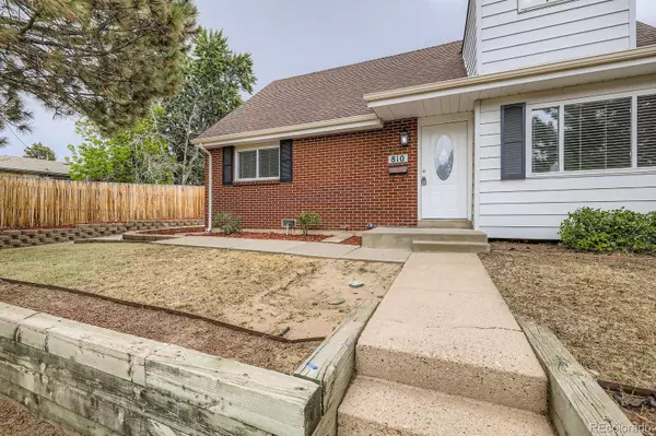 Littleton, CO 80120,810 W Powers DR