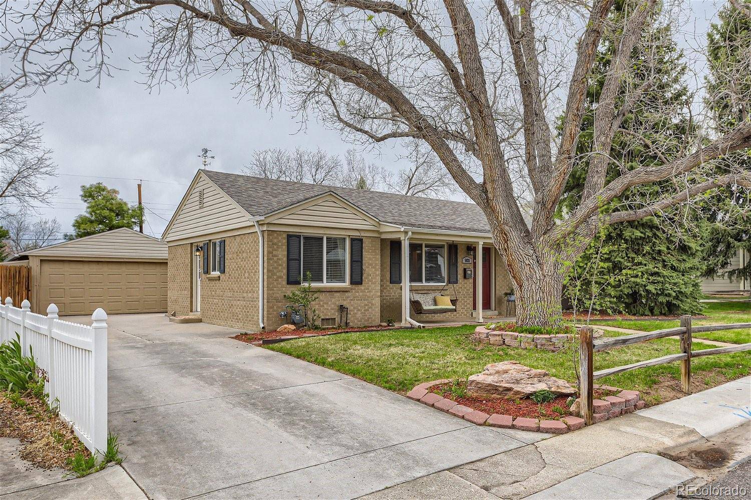 5825 S Huron ST, Littleton, CO 80120