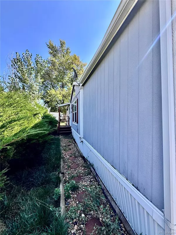 Thornton, CO 80260,2100 W 100th AVE