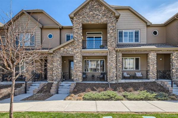 518 E Dry Creek PL, Littleton, CO 80122