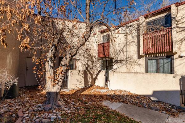 1060 S Parker RD #36, Denver, CO 80231