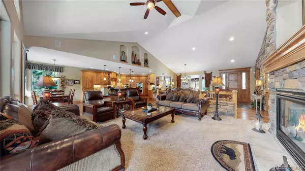 Larkspur, CO 80118,7915 Red Hill RD