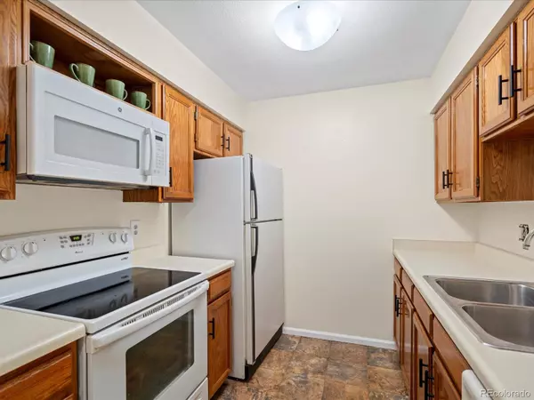 Denver, CO 80235,3600 S Pierce ST #5-204