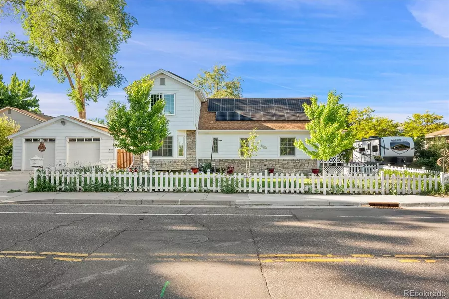 8501 W 52nd AVE, Arvada, CO 80002