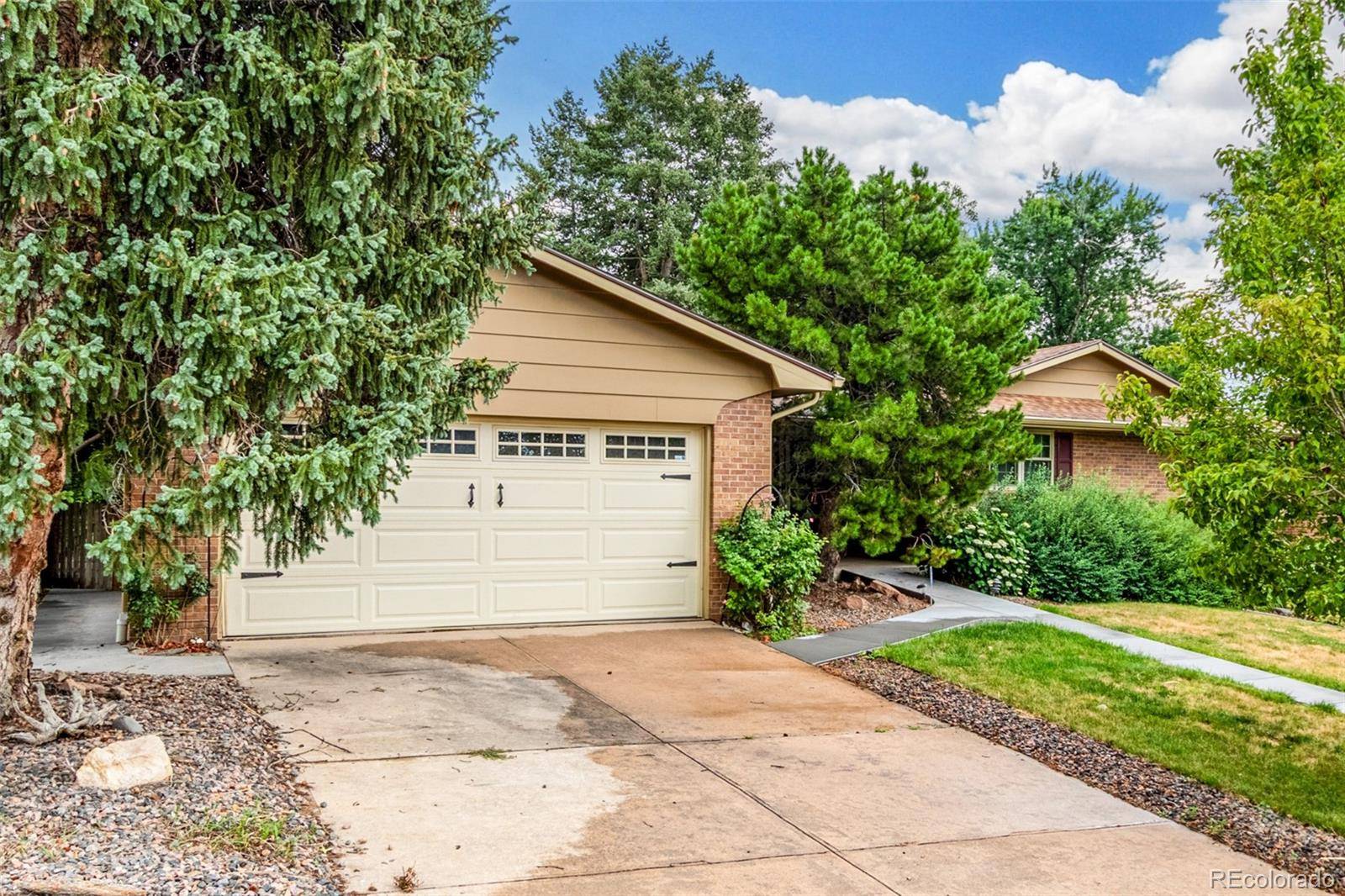 Denver, CO 80227,2718 S Kendall WAY