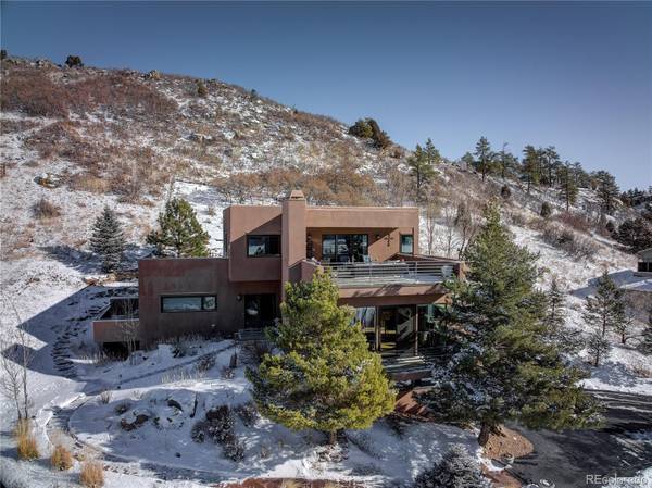 6782 Wauconda DR, Larkspur, CO 80118