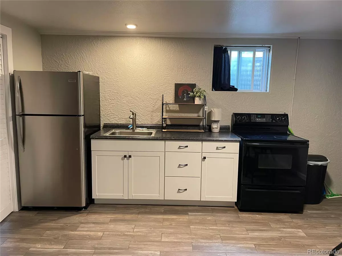 Colorado Springs, CO 80907,2939 N Institute ST