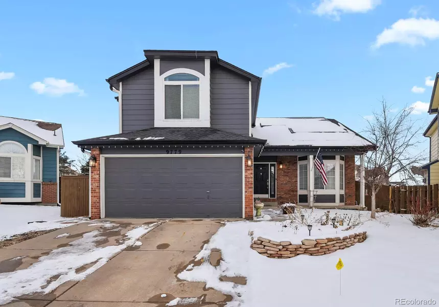 9779 Goldfinch LN, Highlands Ranch, CO 80129