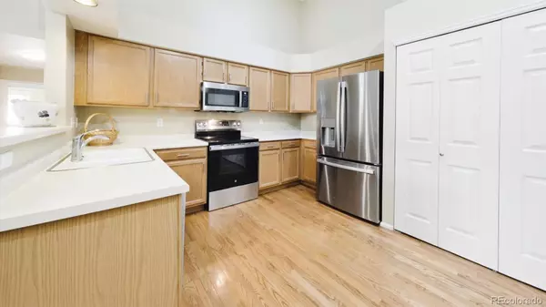 Littleton, CO 80127,10507 W Maplewood DR #E