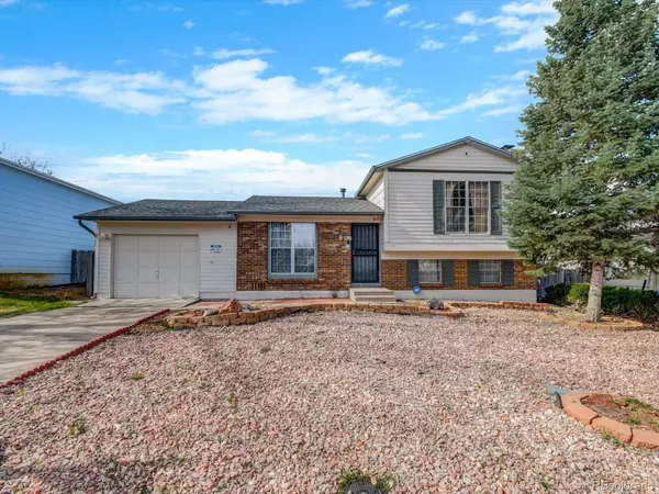 16492 E Wyoming DR, Aurora, CO 80017