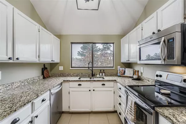 Lakewood, CO 80228,418 Wright ST #301
