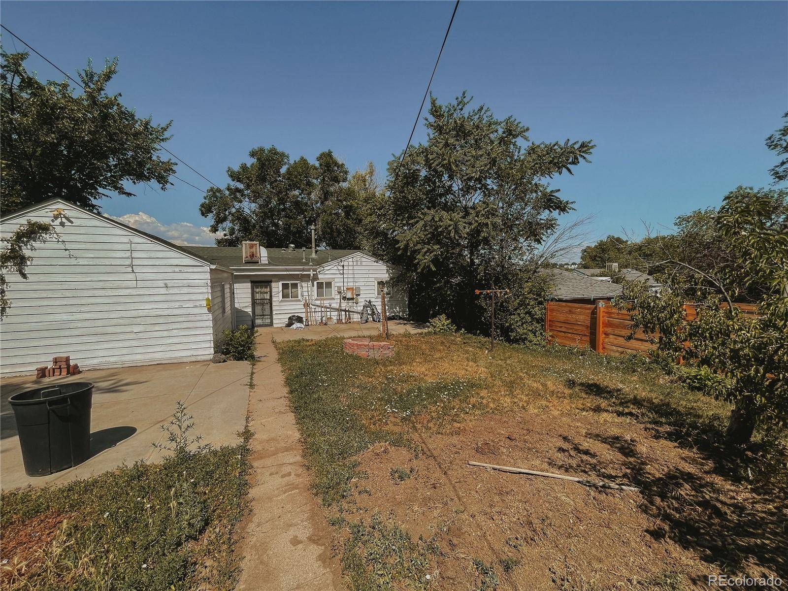 Denver, CO 80204,908 N Meade ST