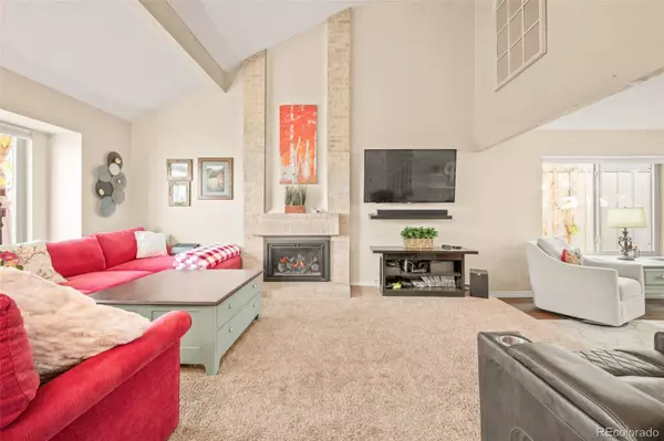 Arvada, CO 80005,8734 Independence WAY