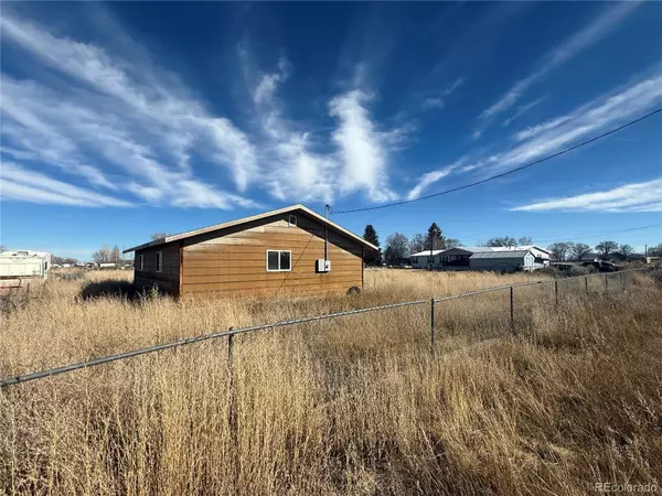 565 Hickory ST, Sanford, CO 81151