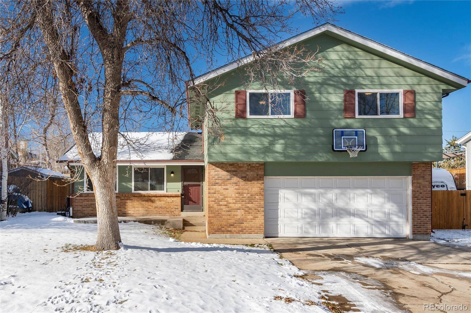 6451 Zinnia ST, Arvada, CO 80004