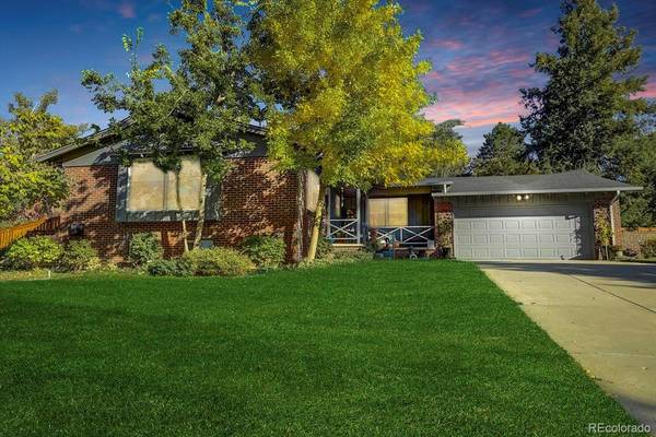 2110 Tabor DR, Lakewood, CO 80215