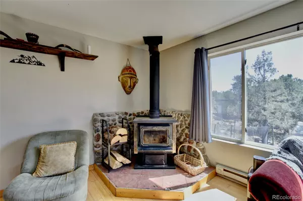 Crestone, CO 81131,2210 Lone Pine