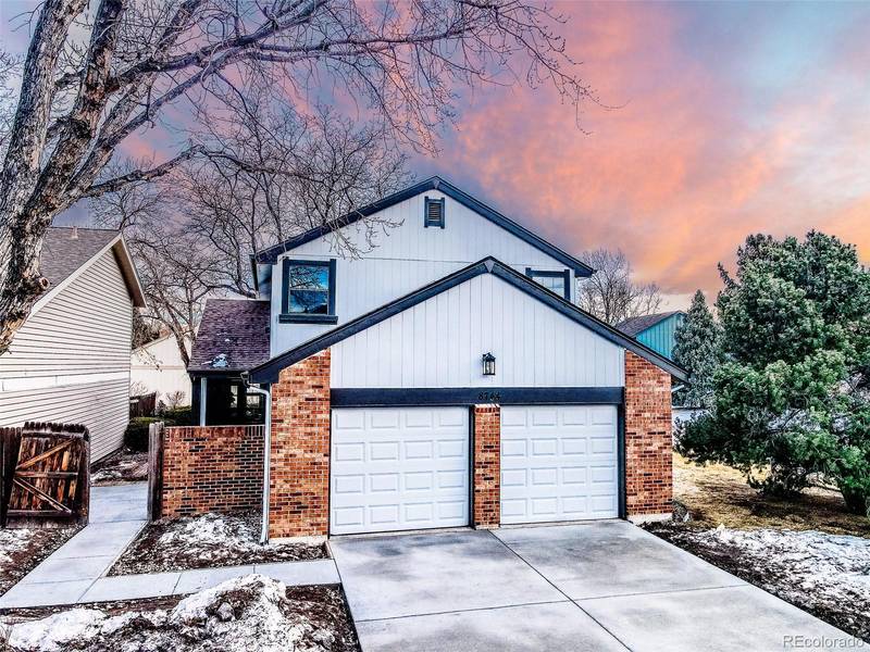 8744 Independence WAY, Arvada, CO 80005